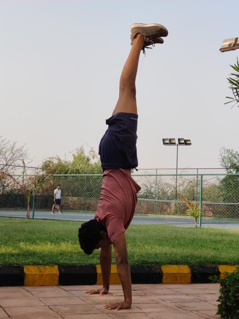 how to do handstand